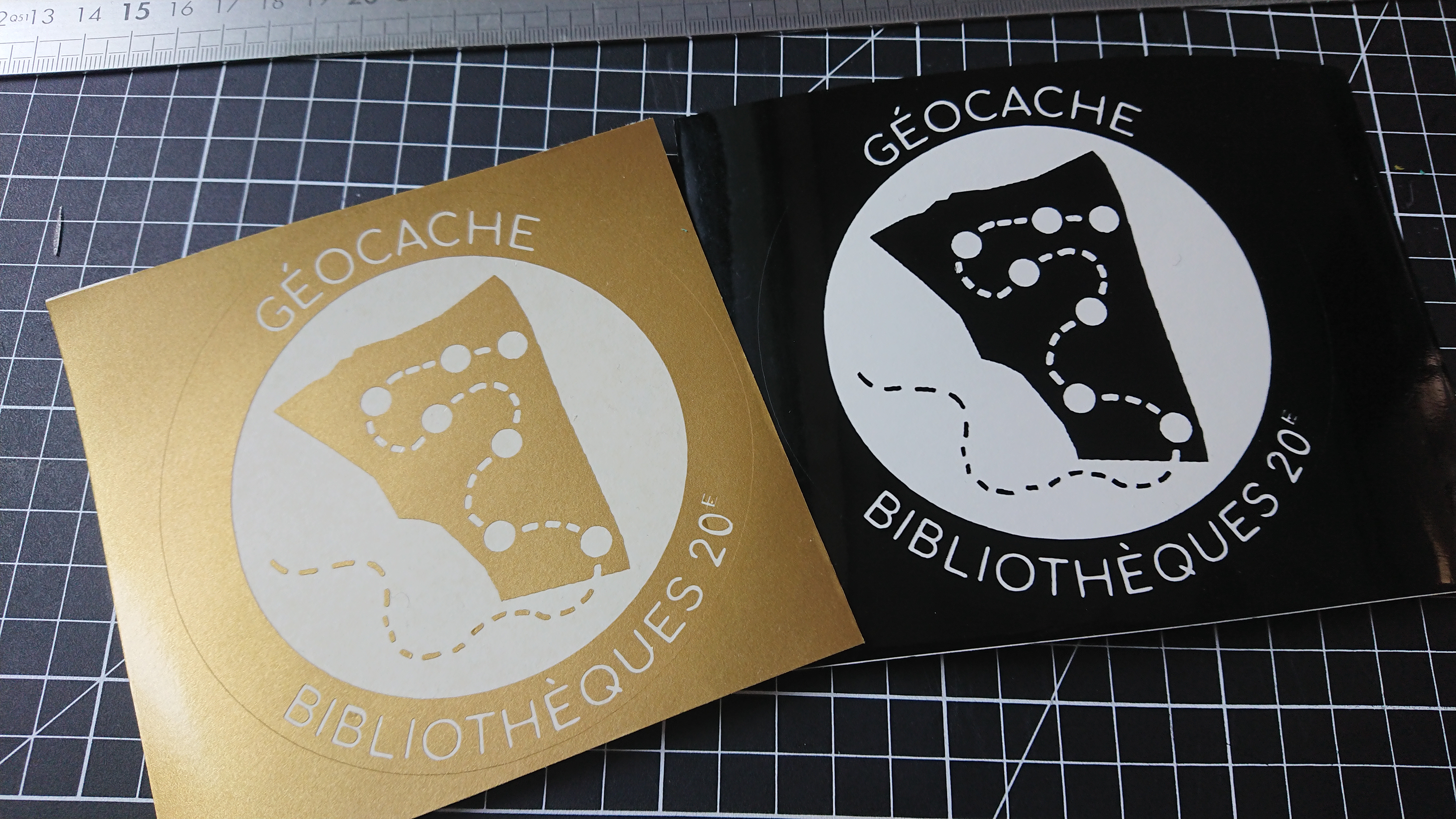 logo geocache bibliothèques du 20ème